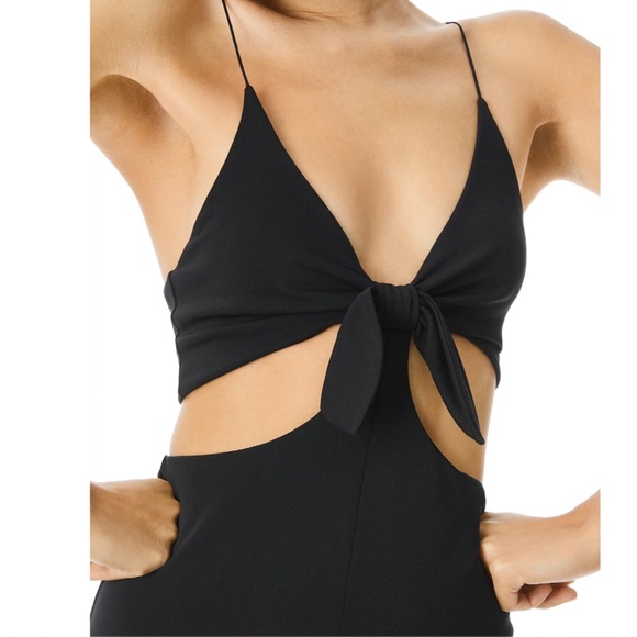 Alice + Olivia Havana Tie Front Cut-Out Wide Leg Jumpsuit One Piece Size 4 Black - Picture 4 of 14